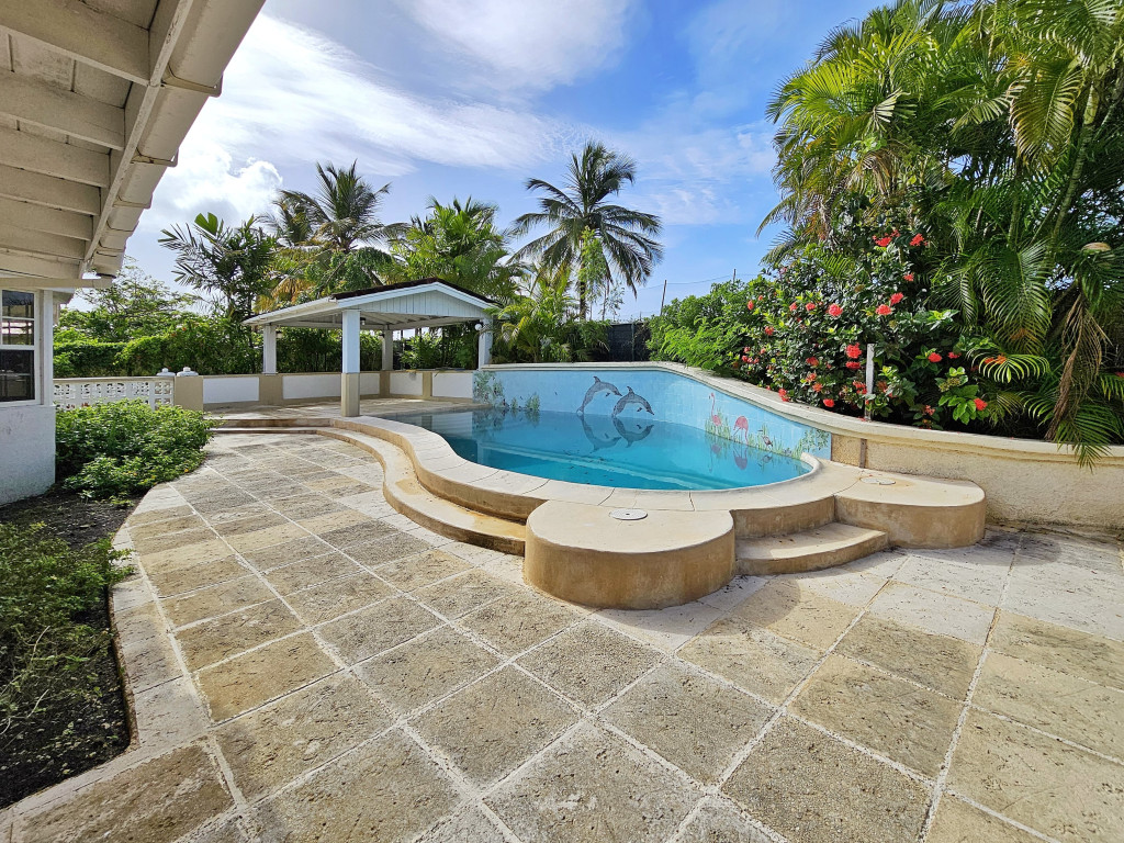 *Under Offer* Fairways, Durants 75, Barbados